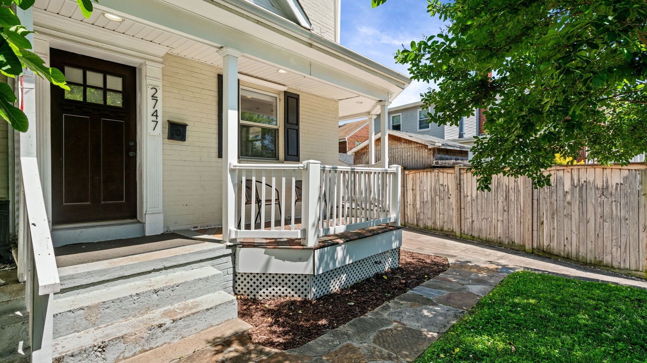 Photo of Outdoor in Potomac West