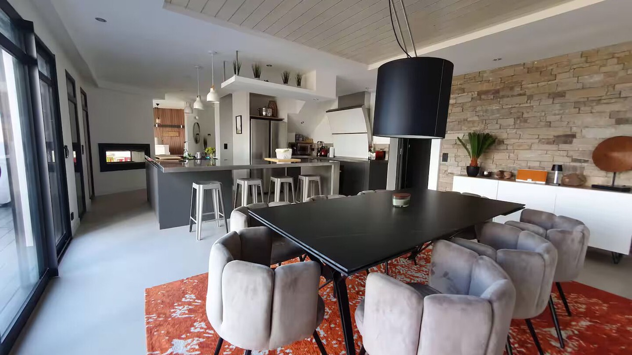 Photo of Others in Esquibien