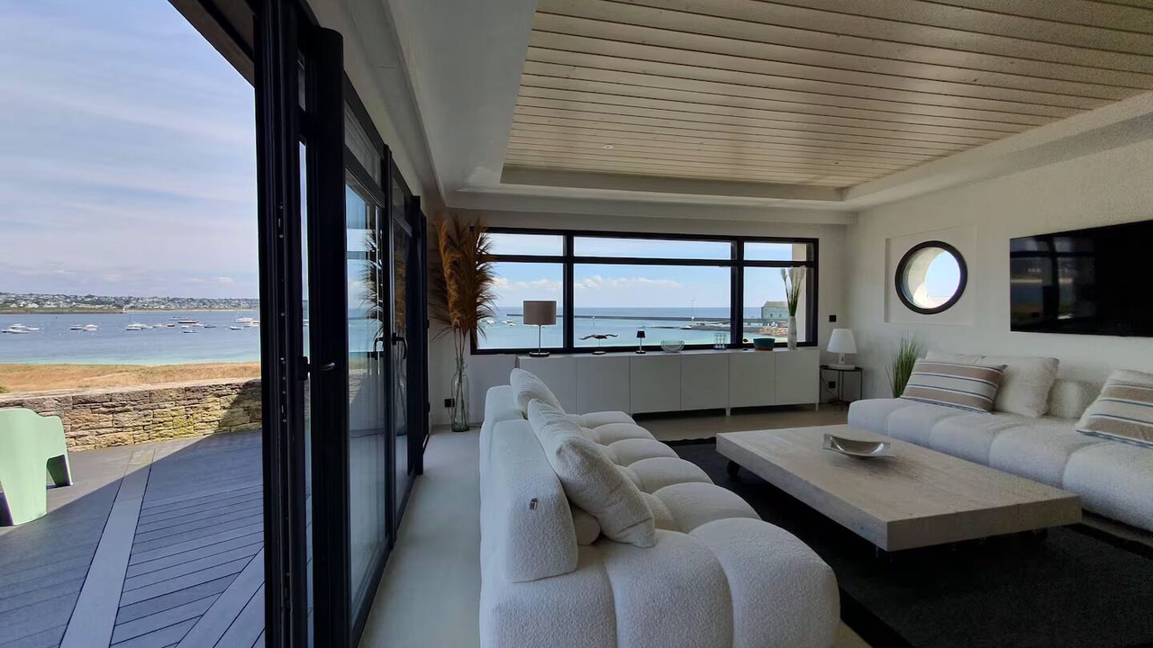 Photo of Livingroom in Esquibien