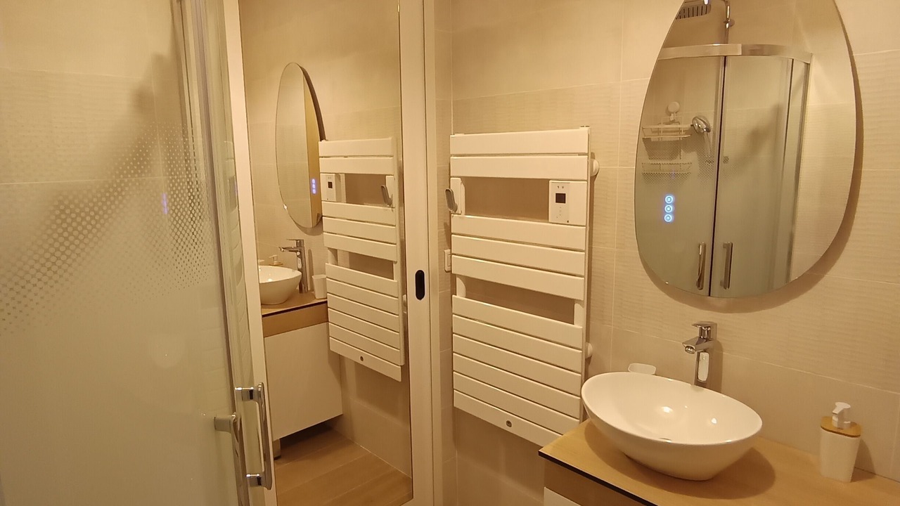 Photo of Bathroom in Mouroux