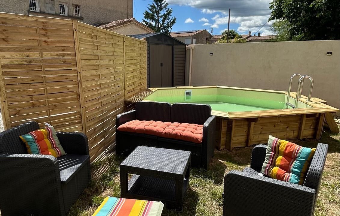 Photo of Outdoor in Les Mees