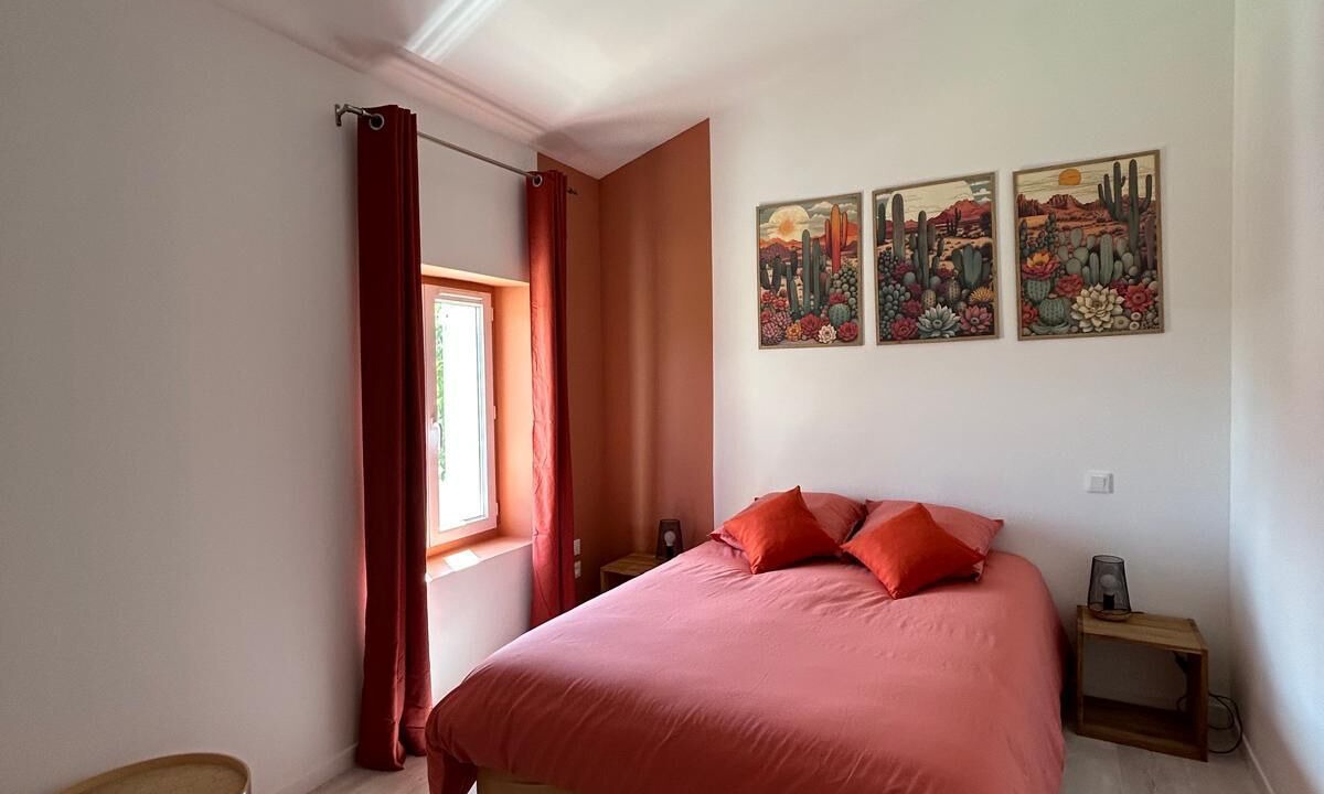 Photo of Bedroom in Les Mees