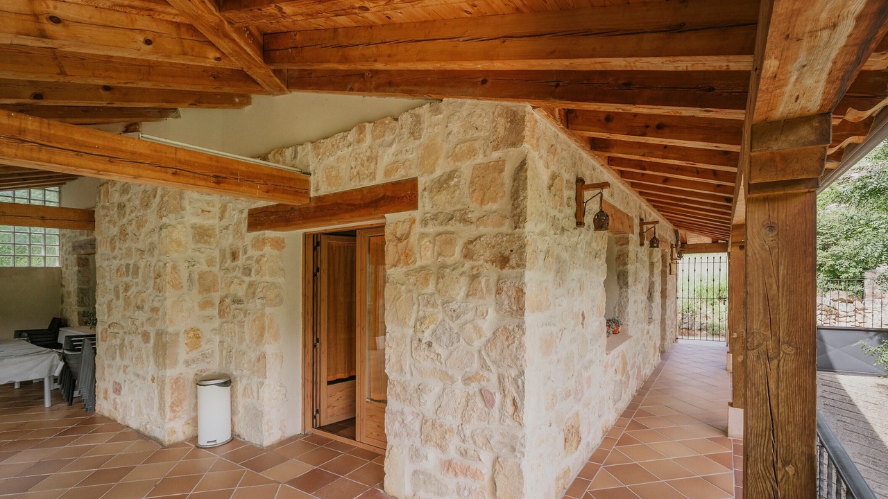 Photo of Patio Balcony in Caballar