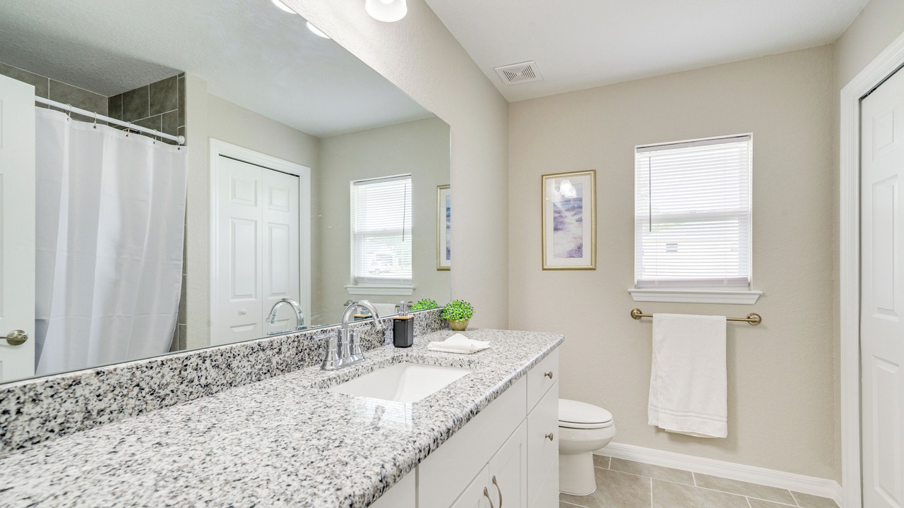 Photo of Bathroom in Candler