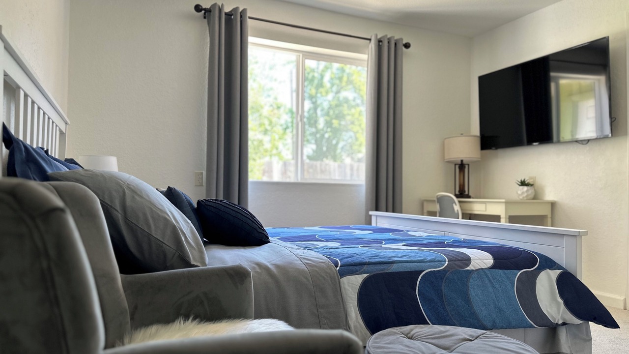 Photo of Bedroom in Arden-Arcade