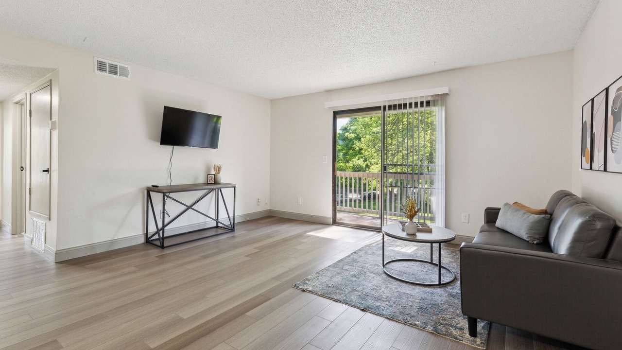 Photo of Livingroom in Lenexa