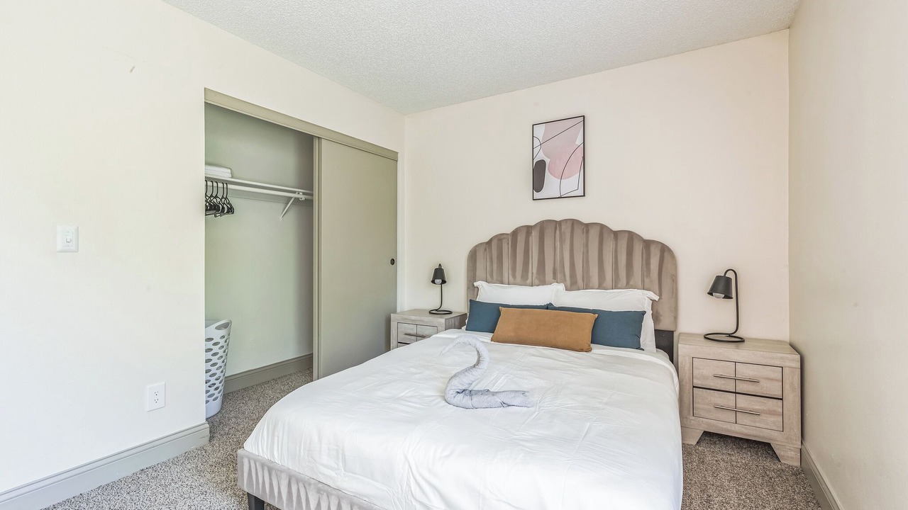 Photo of Bedroom in Lenexa