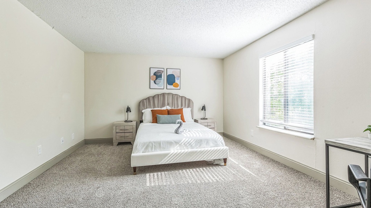 Photo of Bedroom in Lenexa