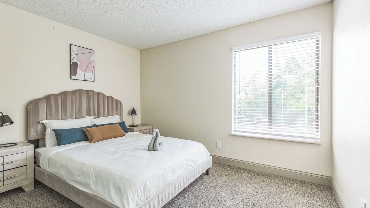 Photo of Bedroom in Lenexa