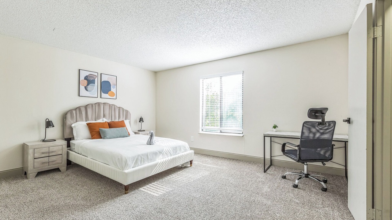 Photo of Bedroom in Lenexa