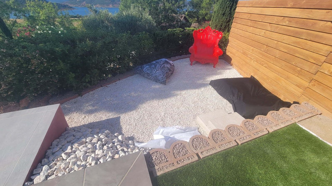 Photo of Outdoor in Liausson