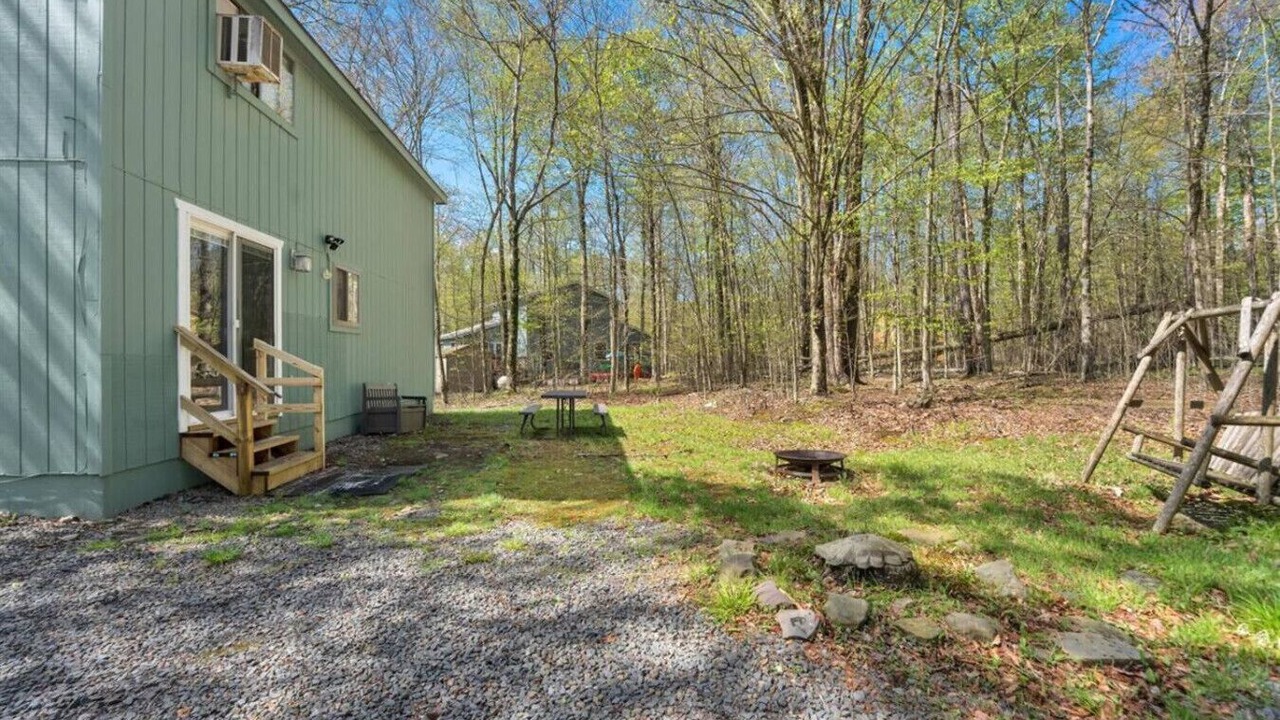 Photo of Patio Balcony in Pocono Lake
