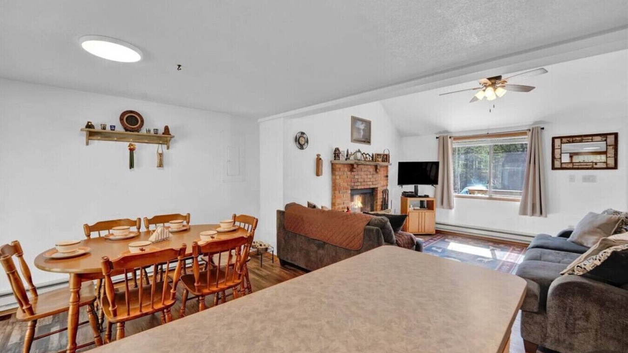 Photo of Livingroom in Pocono Lake