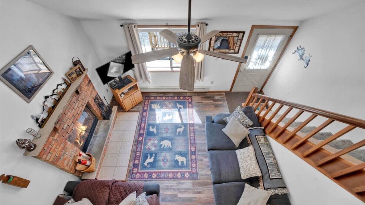 Photo of Livingroom in Pocono Lake