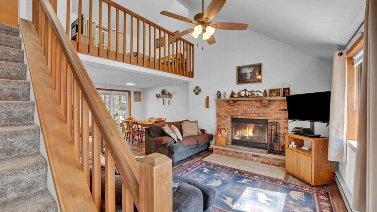 Photo of Livingroom in Pocono Lake