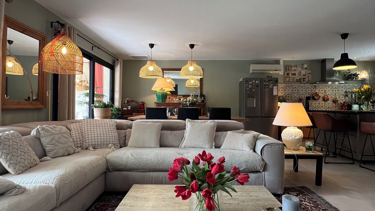 Photo of Livingroom in Saint-Montan