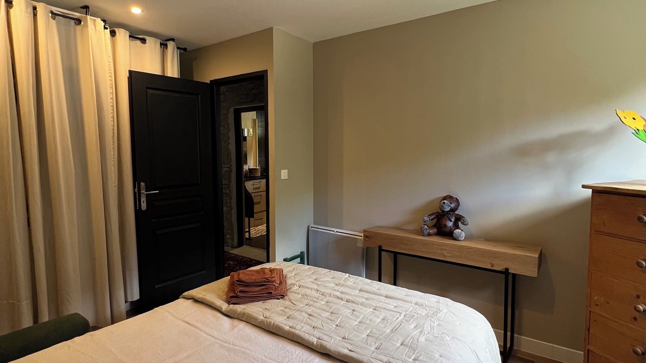 Photo of Bedroom in Saint-Montan