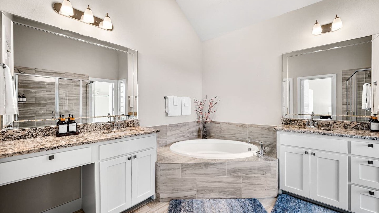 Photo of Bathroom in Rowlett