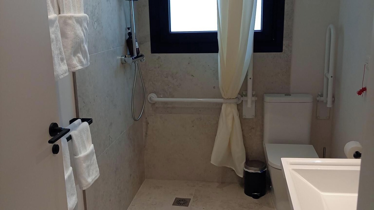 Photo of Bathroom in Serra