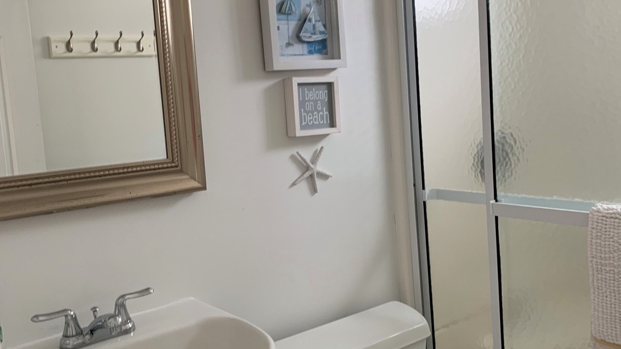 Photo of Bathroom in South Beach Haven