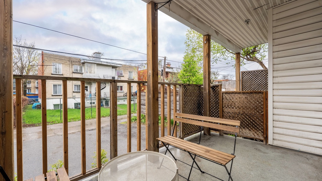 Photo of Outdoor in Youville