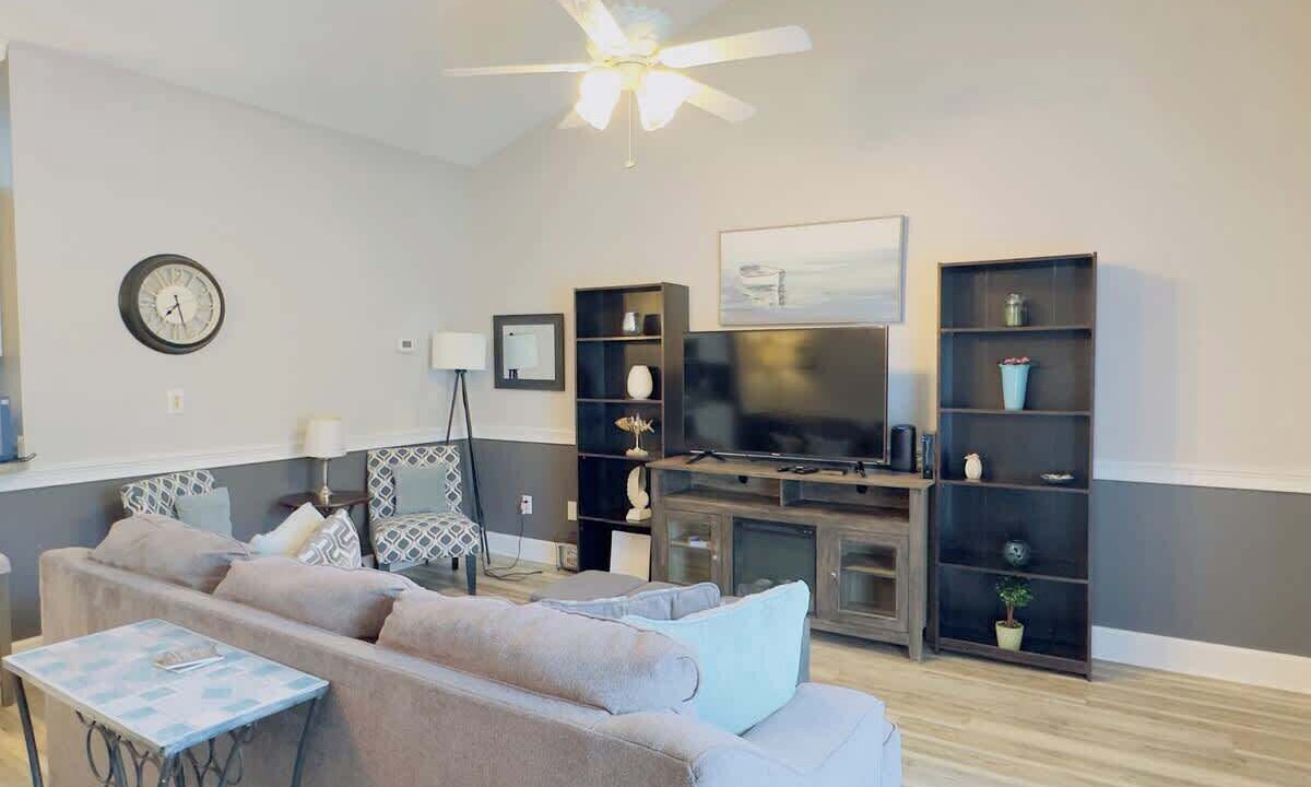 Photo of Livingroom in Central Myrtle Beach