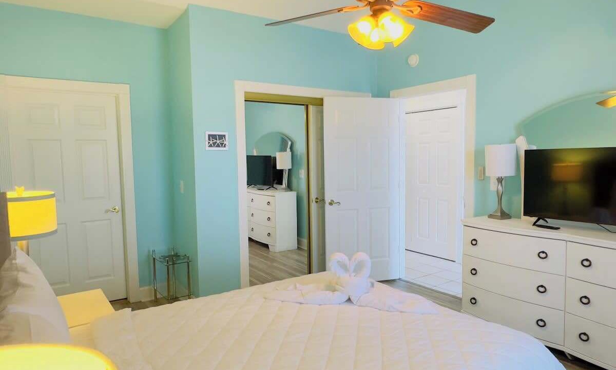 Photo of Bedroom in Central Myrtle Beach