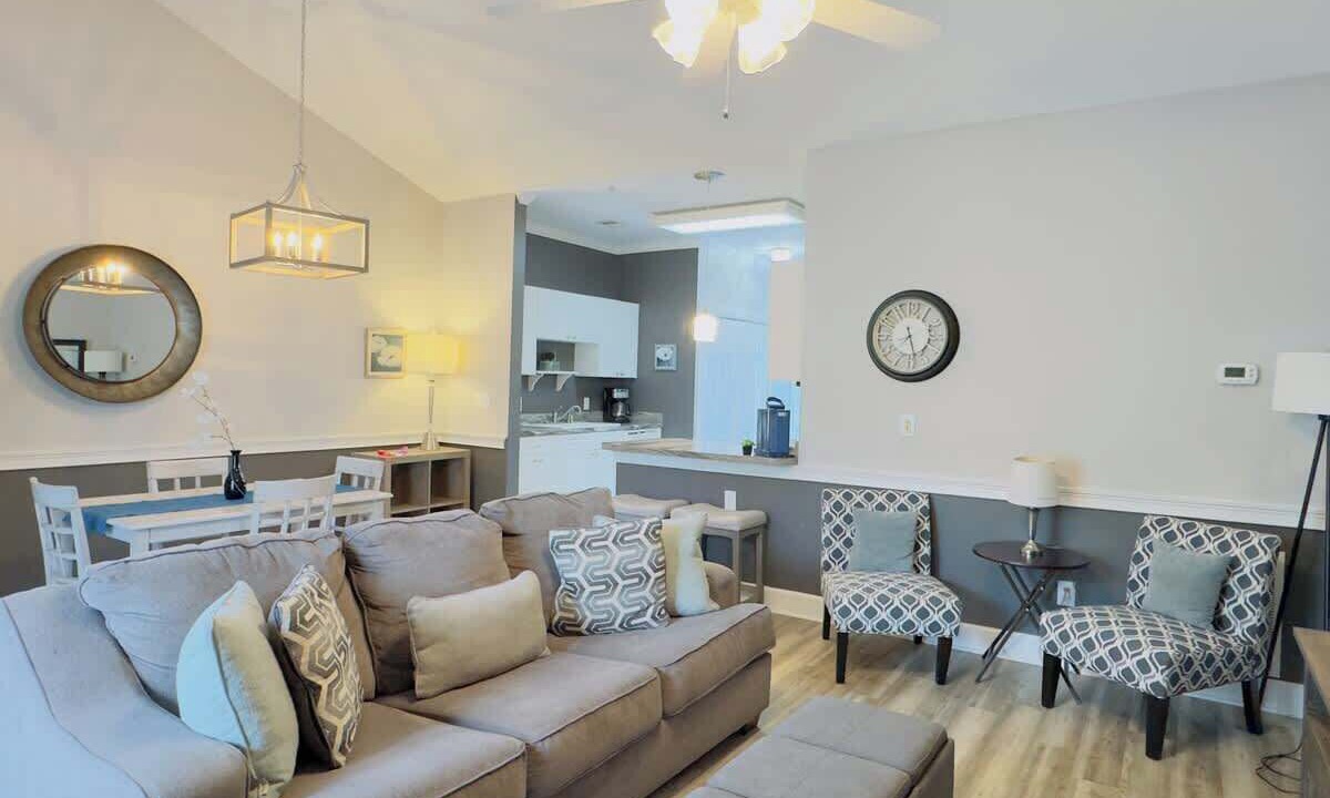 Photo of Livingroom in Central Myrtle Beach