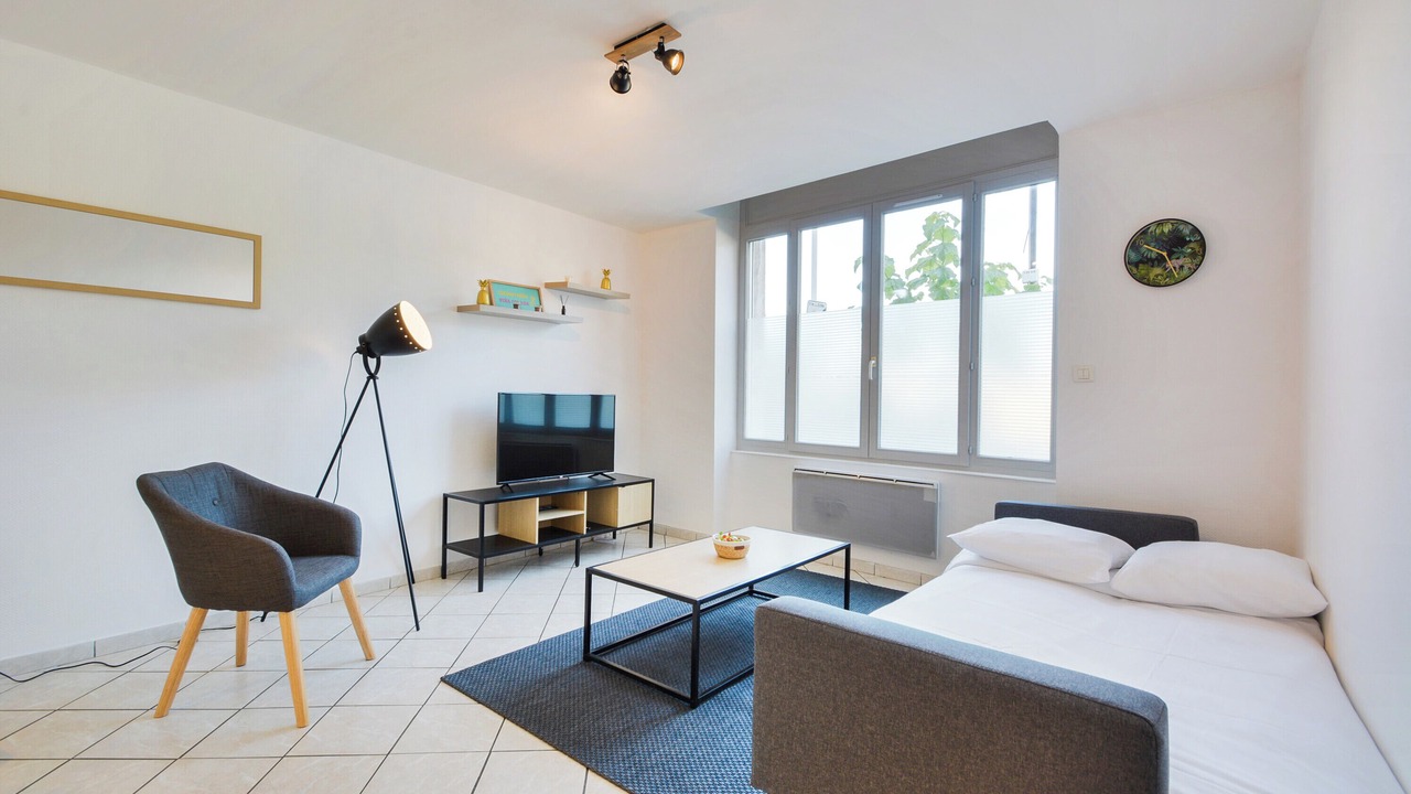 Photo of Bedroom in Saint Nicolas - Charles III - Ville vieille - Trois Maisons - Leopold