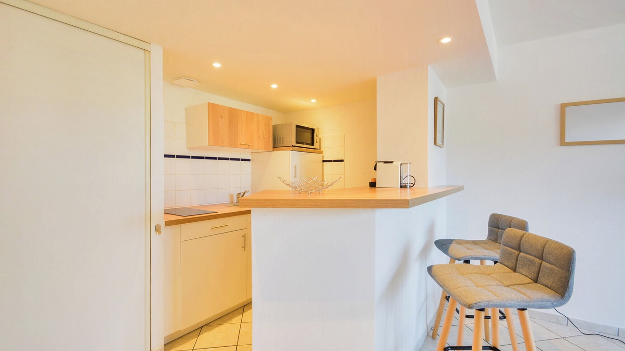 Photo of Kitchen in Saint Nicolas - Charles III - Ville vieille - Trois Maisons - Leopold