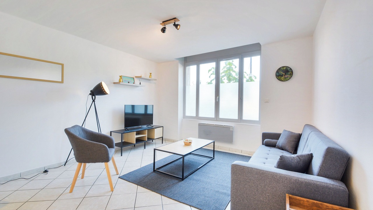 Photo of Livingroom in Saint Nicolas - Charles III - Ville vieille - Trois Maisons - Leopold