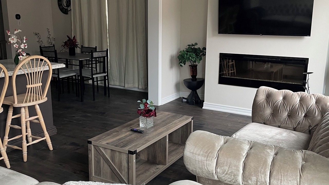 Photo of Livingroom in Hamilton