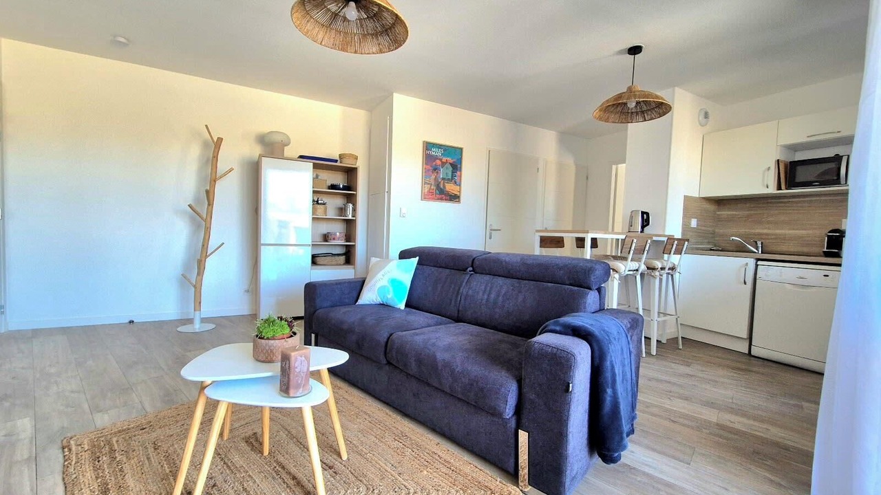 Photo of Livingroom in Saint-Coulomb