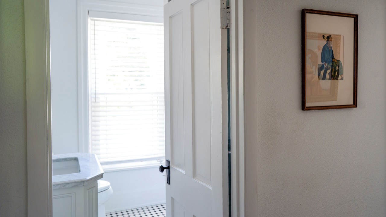 Photo of Bathroom in Le Claire