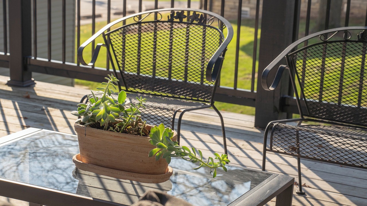 Photo of Patio Balcony in Le Claire