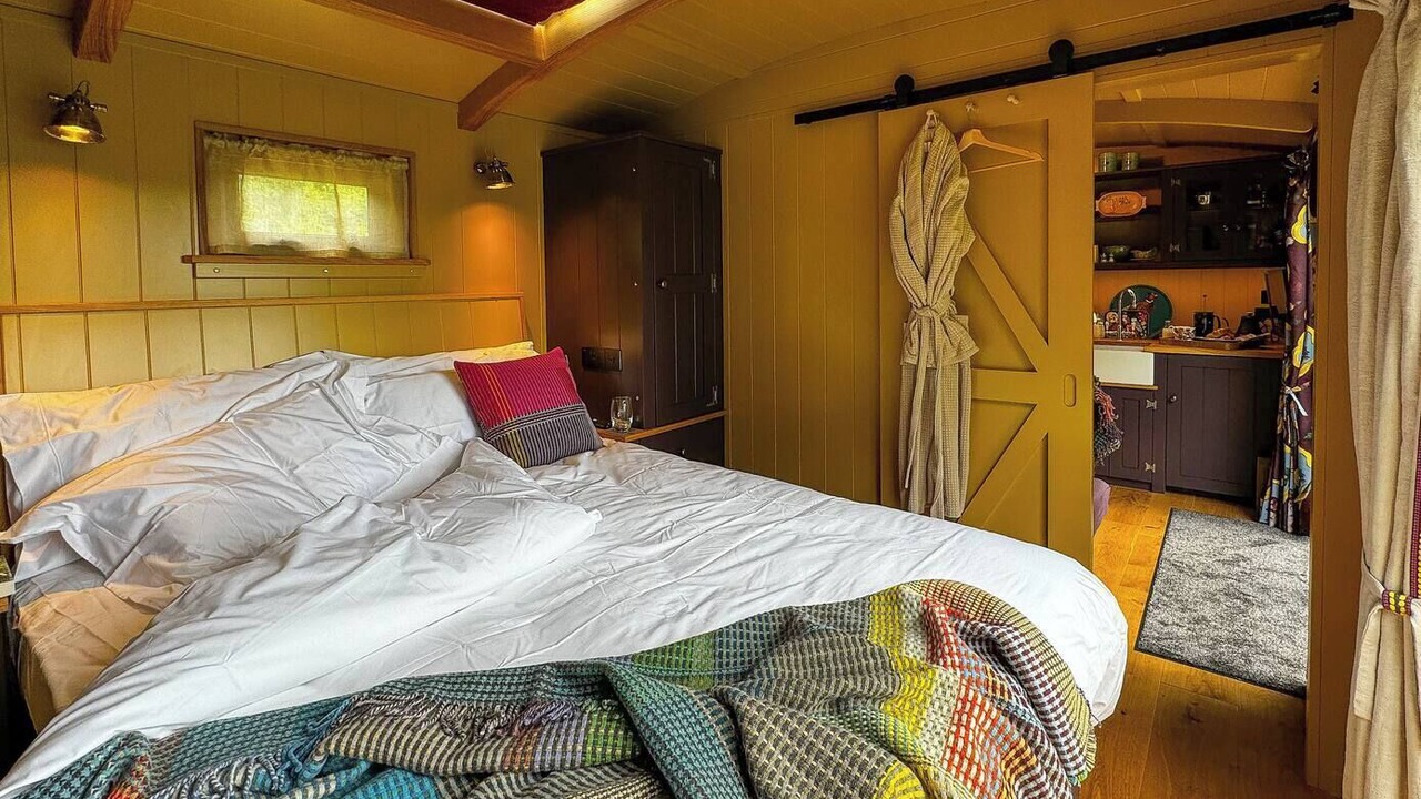 Photo of Others in Lupton