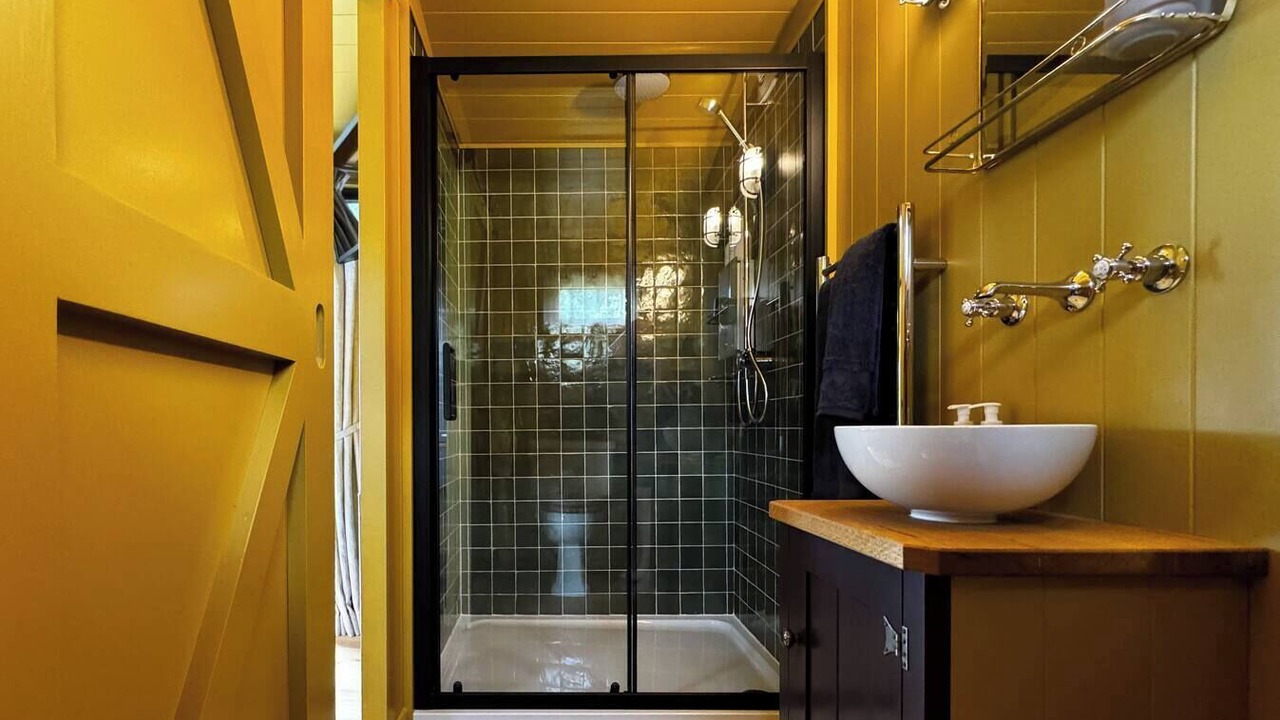 Photo of Others in Lupton