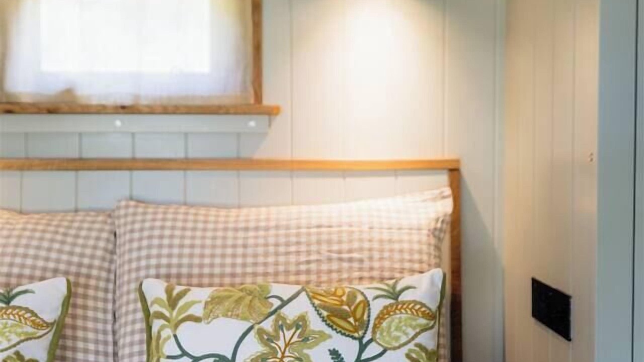 Photo of Others in Lupton