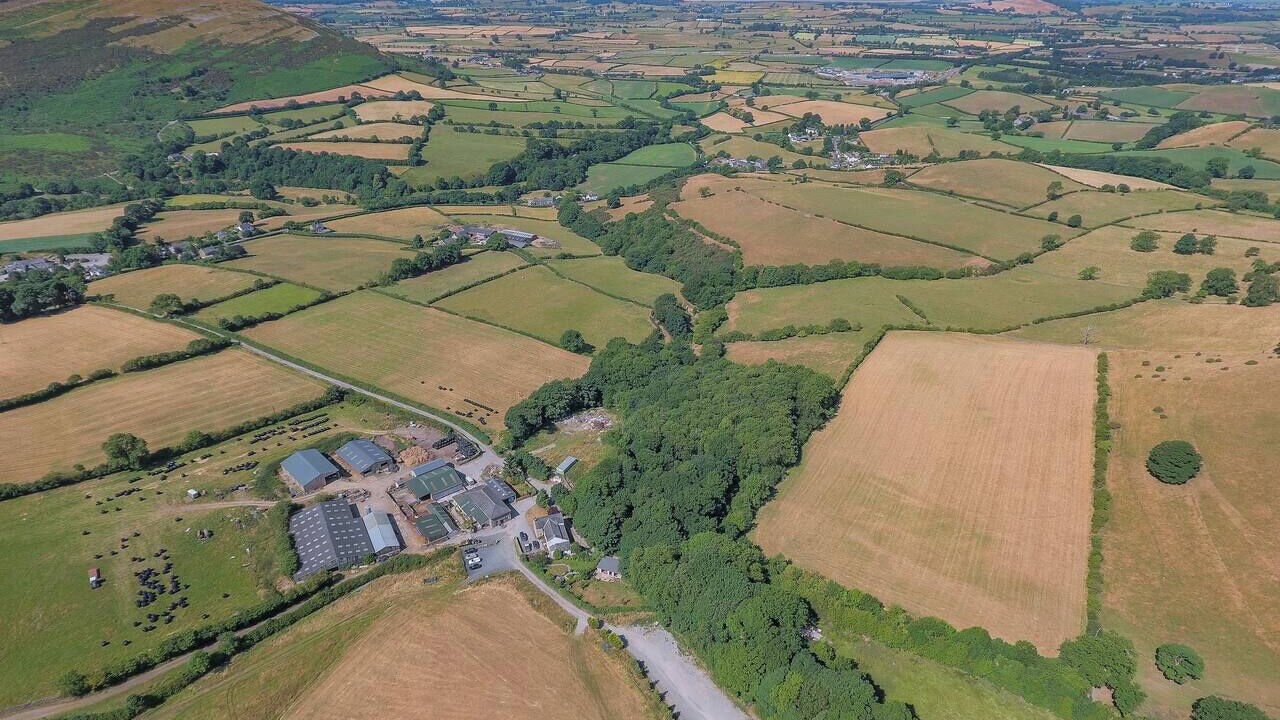 Photo of Others in Lupton