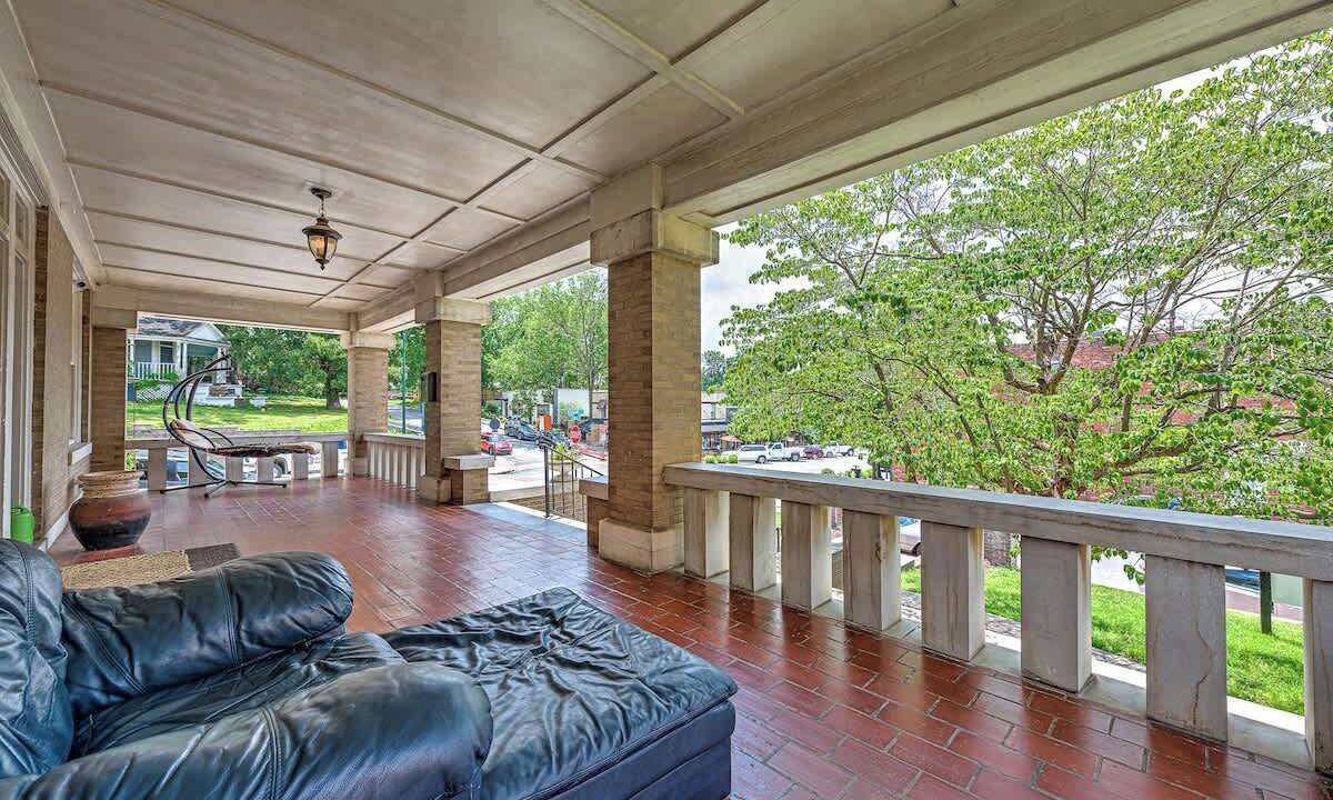 Photo of Patio Balcony in Siloam Springs
