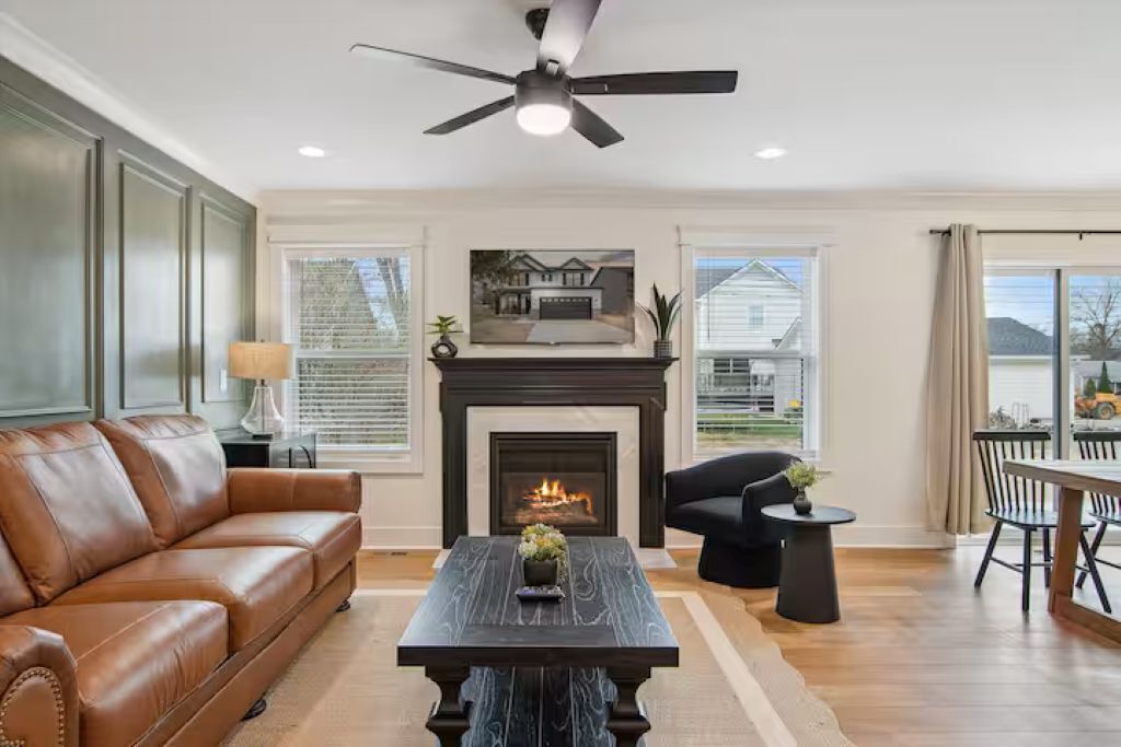 Photo of Livingroom in Plymouth