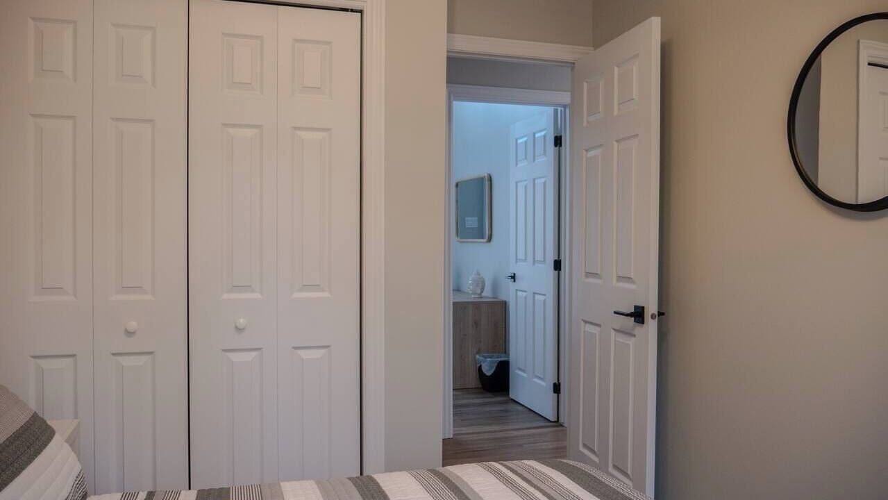 Photo of Bedroom in Adstock