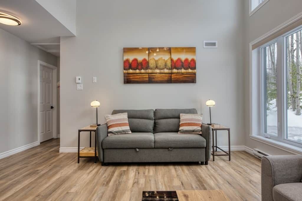 Photo of Bedroom in Adstock