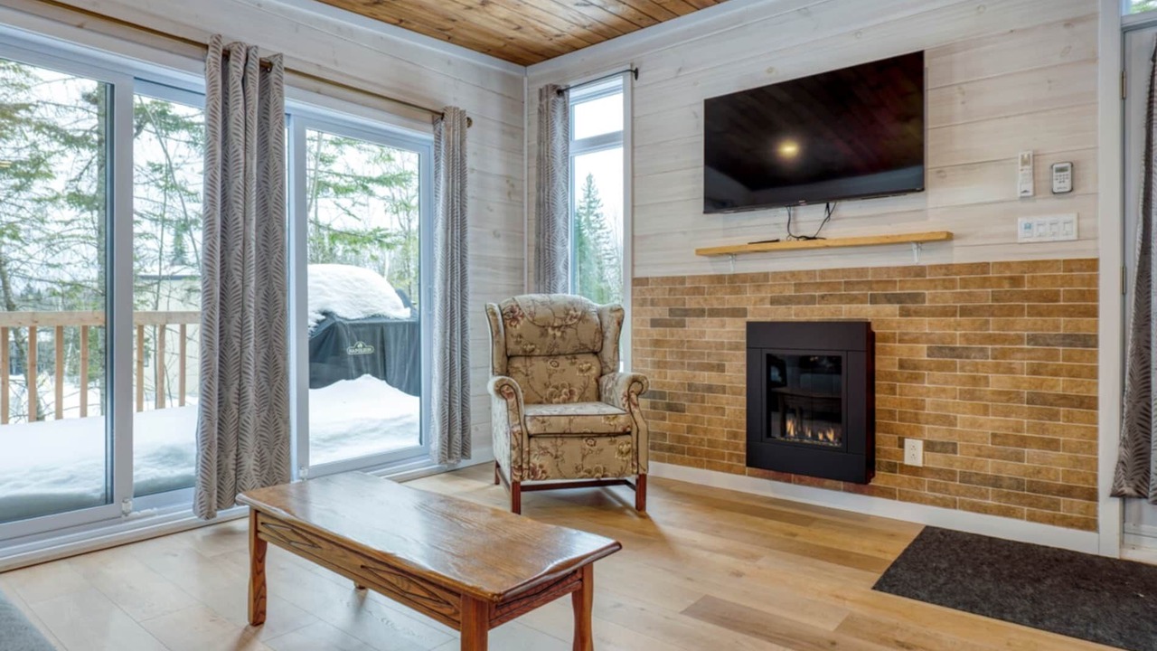 Photo of Livingroom in Adstock