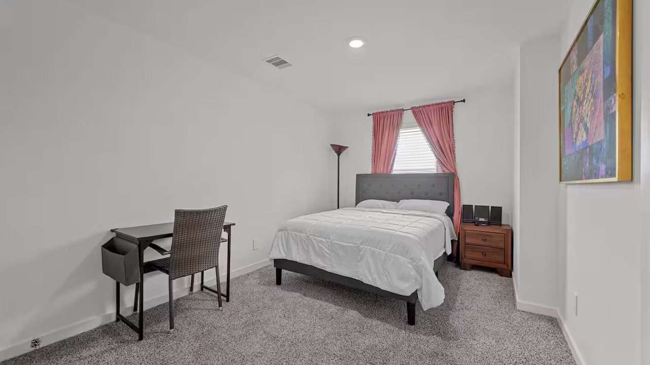 Photo of Bedroom in Rosenberg