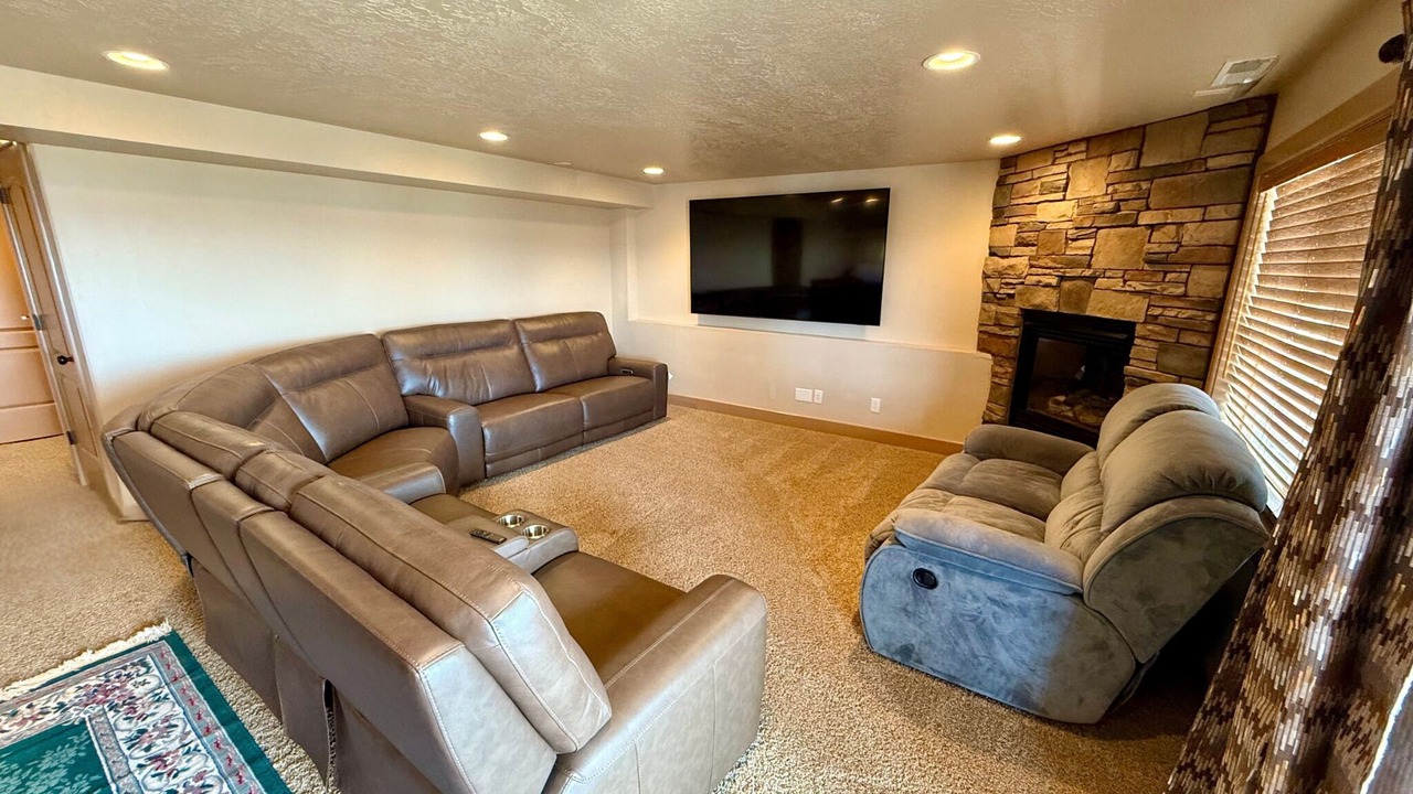 Photo of Livingroom in Sweetwater