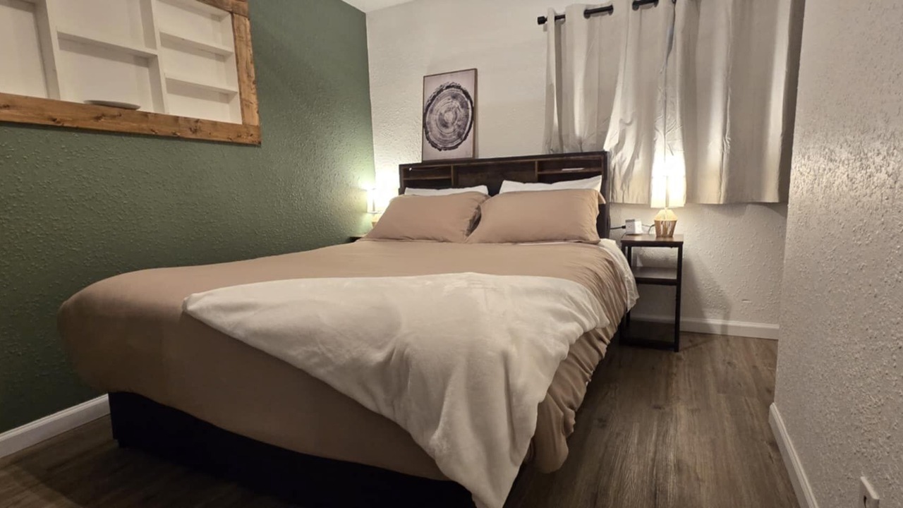 Photo of Bedroom in Harrison