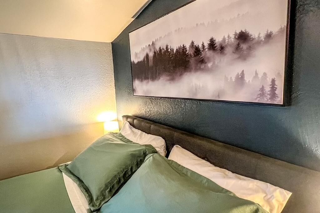 Photo of Bedroom in Harrison