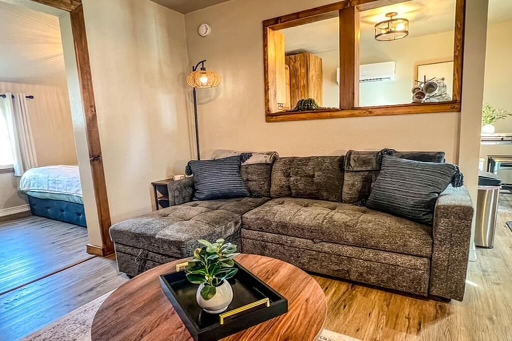 Photo of Livingroom in Harrison