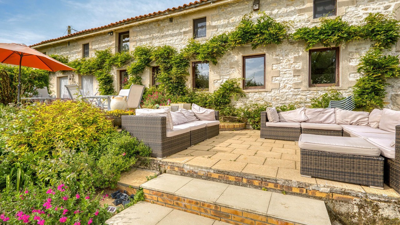 Photo of Others in Lizant